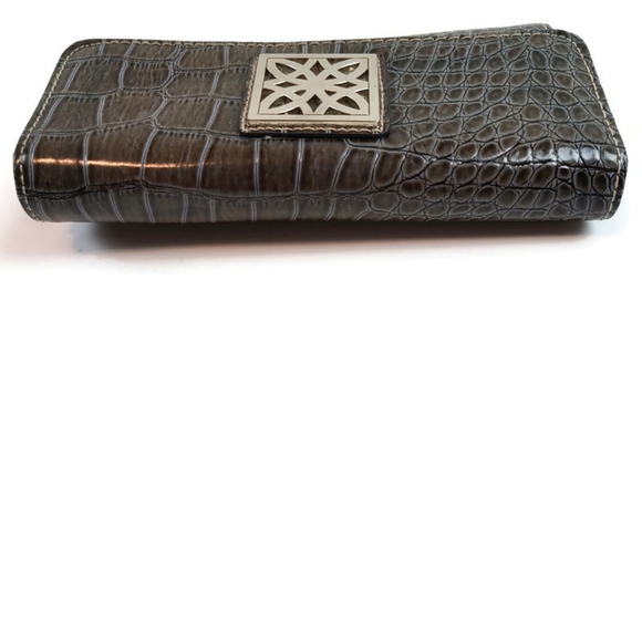 Women's Wallet - Picture 5 of 7